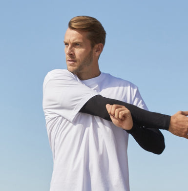 Men's Shoulder wrap designed for comfort, perfect for outdoor sports and hiking